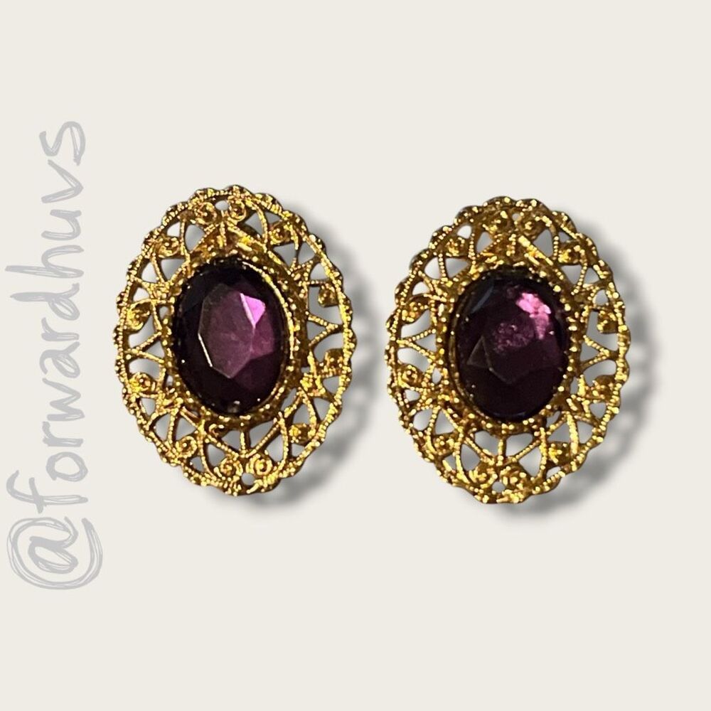 Sarah Coventry Purple Cabochon Filigree Clip Earrings Gold Tone Vintage - Picture 3 of 6